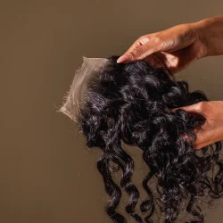 ⁦קלוזר מתולתל - 100% שיער טבעי⁩ – תמונה ⁦2⁩