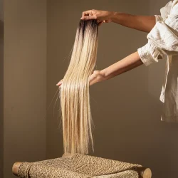 צמיד שיער - בלונד גוונים עם שורש כהה